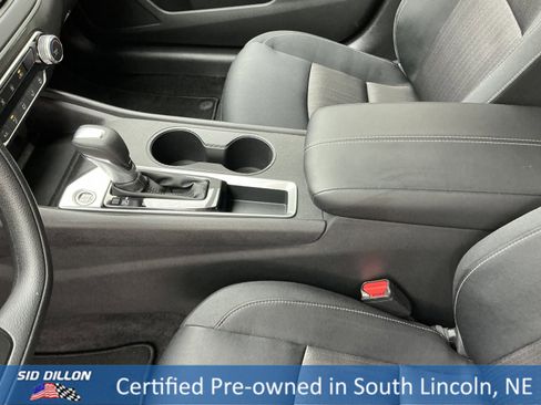 Used 2024 Nissan Altima 2.5 S image 14