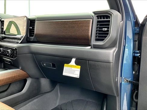 New 2026 Chevrolet Silverado 3500 High Country w/ High Country Premium Package image 25