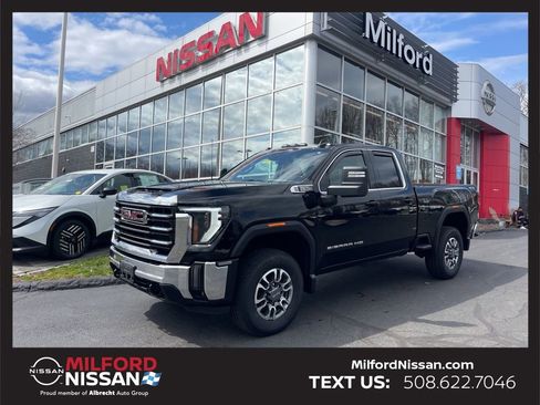 Used 2024 GMC Sierra 2500 SLE w/ SLE Value Package; image 1