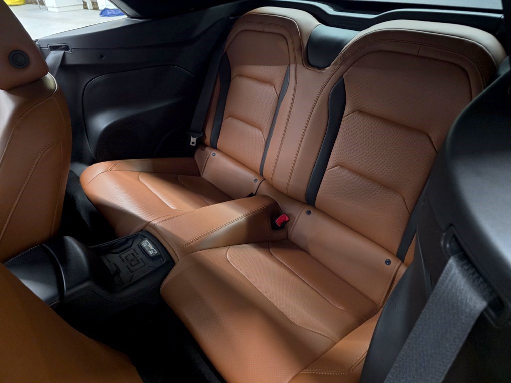 Used 2018 Chevrolet Camaro LT RWD image 34