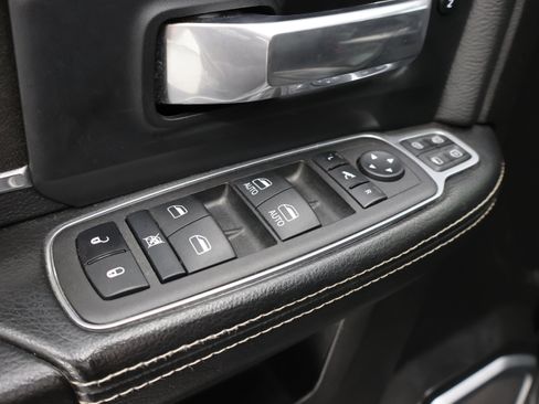 Used 2023 RAM 2500 Laramie AWD/4WD image 45
