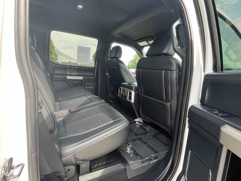 Used 2022 Ford F250 Lariat image 17