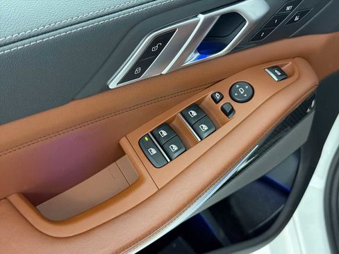 Used 2021 BMW X5 M50i w/ Executive Package image 15