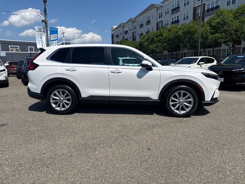 Used 2024 Honda CR-V EX image 6