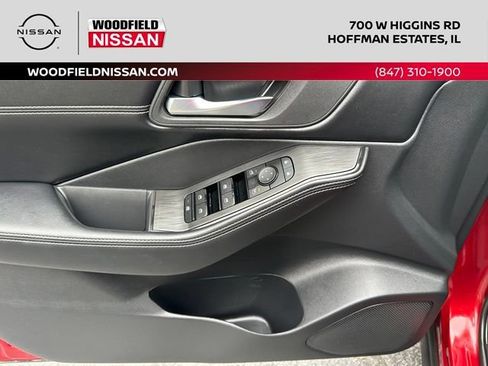 Certified 2025 Nissan Rogue SV w/ SV Premium Package AWD/4WD image 19