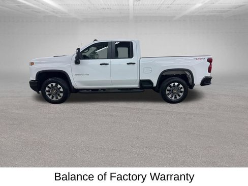 Used 2025 Chevrolet Silverado 2500 Custom w/ Custom Convenience Package AWD/4WD image 8