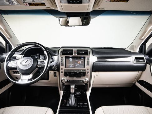 Used 2021 Lexus GX 460 Premium w/ Premium Package AWD/4WD image 25