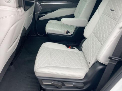 Certified 2025 Cadillac Escalade V w/ LPO, Floor Liner Package image 13