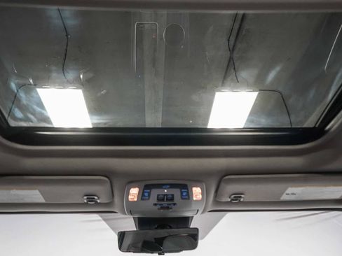 Certified 2022 Toyota Sienna Limited image 17