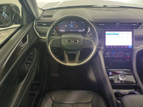 Used 2022 Jeep Grand Cherokee L Limited w/ Luxury Tech Group II AWD/4WD image 20