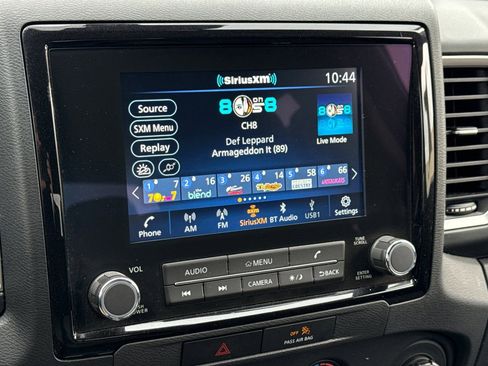 Used 2023 Nissan Frontier SV image 13