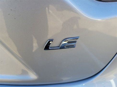 Used 2023 Toyota Corolla LE image 11