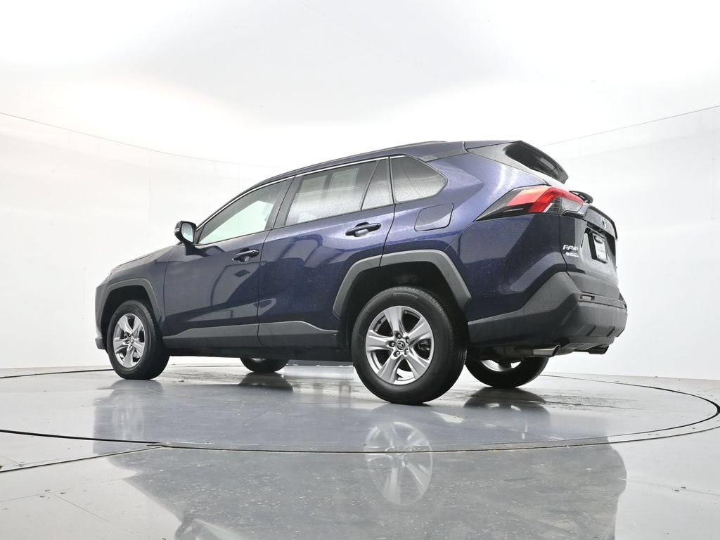 Used 2025 Toyota RAV4 XLE FWD image 36
