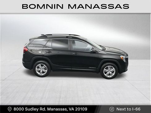 Used 2023 GMC Terrain SLE w/ Driver Convenience Package image 25