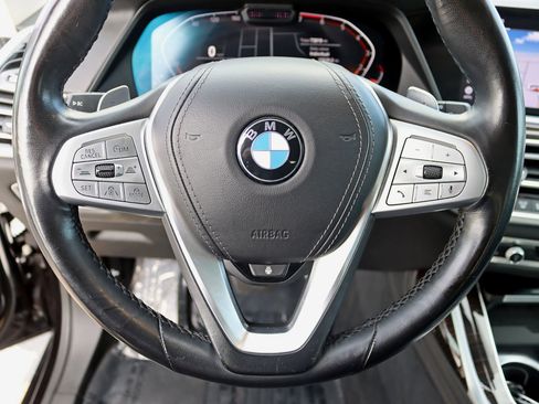 Used 2019 BMW X7 xDrive50i w/ Dynamic Handling Package image 16