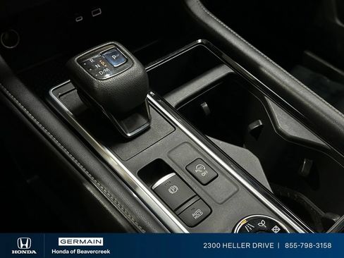 Used 2022 Nissan Pathfinder SV AWD/4WD image 25