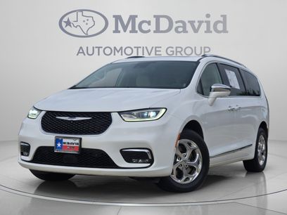 Used 2021 Chrysler Pacifica Limited w/ Premium & Safety Sphere Group