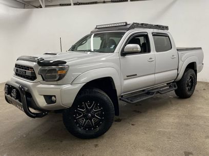 Used 2012 Toyota Tacoma 4x4 Double Cab w/ TRD Sport Pkg