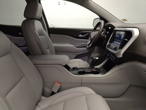 Used 2019 GMC Acadia SLT image 21