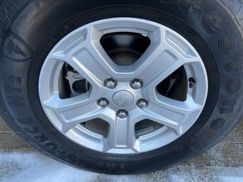 Certified 2018 Jeep Wrangler Unlimited Sport S image 7