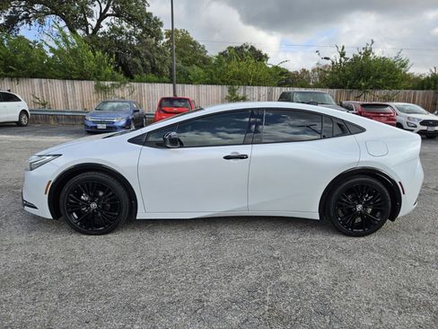 Used 2026 Toyota Prius image 7
