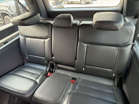 Used 2025 Ford Expedition Max Platinum w/ Stealth Performance Package AWD/4WD image 22