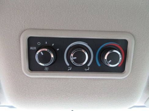 Certified 2016 Chevrolet Express 3500 LT w/ LT Preferred Equipment Group RWD image 25
