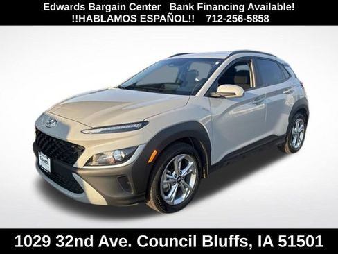 Used 2022 Hyundai Kona SEL w/ Convenience Package AWD/4WD image 3