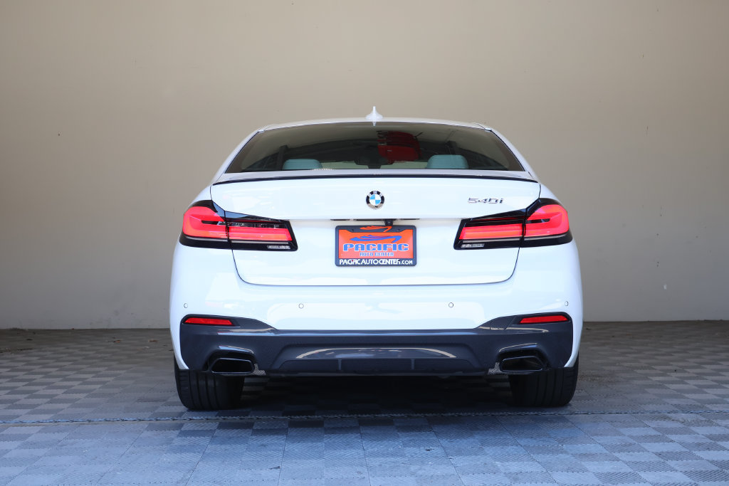 Used 2023 BMW 540i w/ M Sport Package RWD image 11