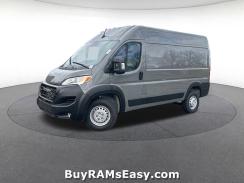 New 2026 RAM ProMaster 1500 w/ Convenience Group image 1