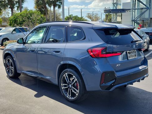 Used 2025 BMW X1 xDrive28i w/ M Sport Package image 4