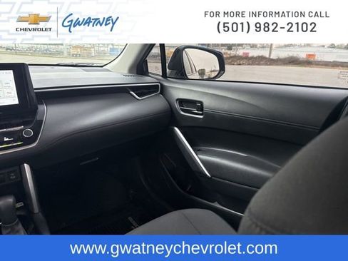 Used 2023 Toyota Corolla Cross LE image 22