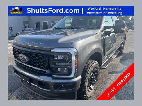 Used 2023 Ford F250 Lariat w/ Lariat Ultimate Package AWD/4WD image 1