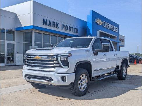 New 2026 Chevrolet Silverado 2500 High Country w/ Technology Package AWD/4WD image 1