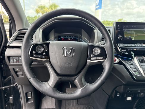 Certified 2023 Honda Odyssey Elite image 39