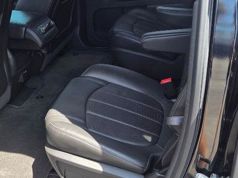 Used 2016 GMC Acadia Denali FWD image 8