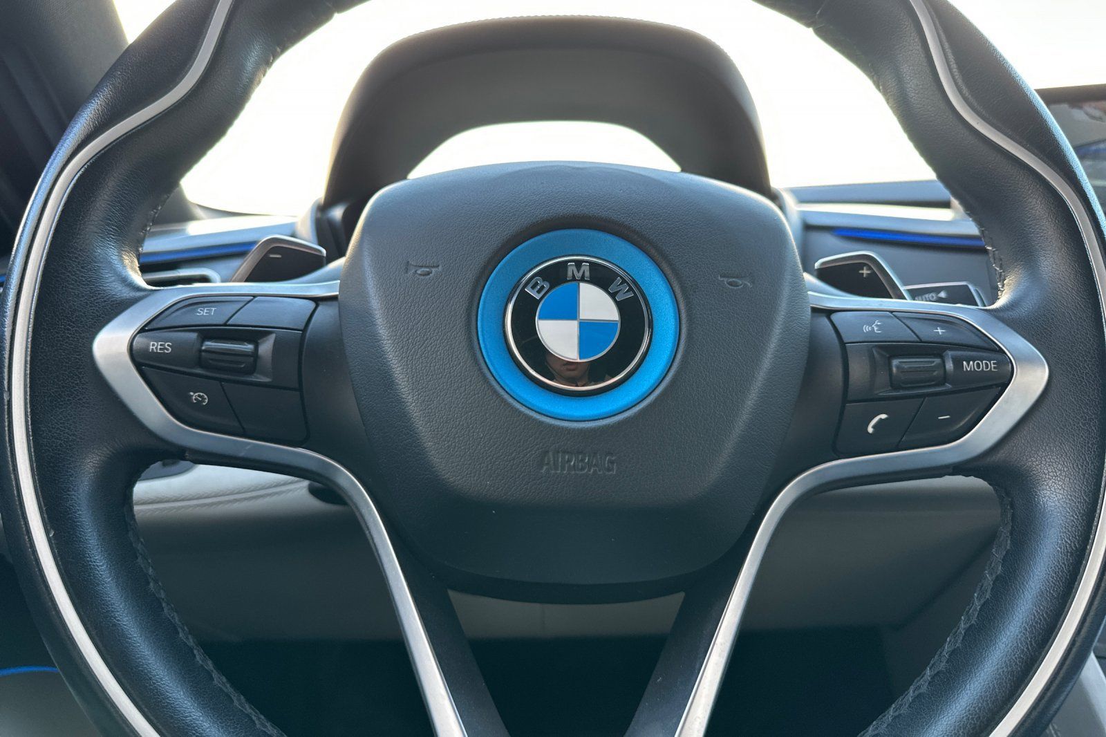 Used 2015 BMW i8 AWD/4WD image 32