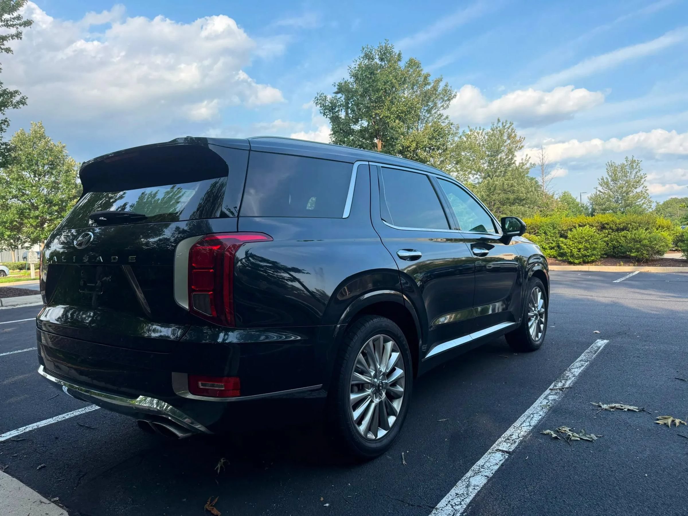 Used 2020 Hyundai Palisade Limited FWD image 6