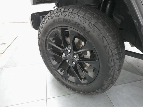 Used 2024 Jeep Gladiator Sport image 26