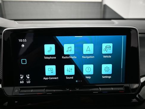 Used 2025 Volkswagen Atlas Cross Sport SEL Premium R-Line AWD/4WD image 11