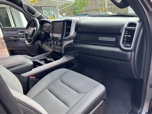 Used 2022 RAM 1500 Big Horn AWD/4WD image 13