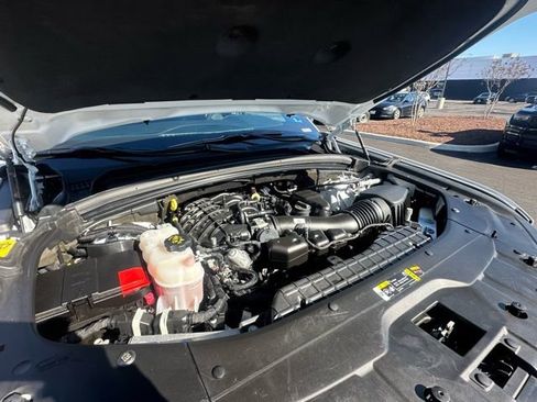 Used 2023 Jeep Grand Cherokee L Limited w/ Black Appearance Package image 16