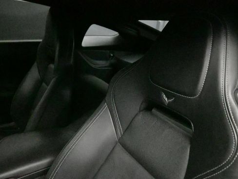 Used 2019 Chevrolet Corvette Z06 RWD image 15