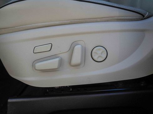 Used 2020 Hyundai Palisade Limited FWD image 22