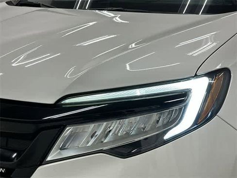 Certified 2022 Honda Pilot Black Edition image 32