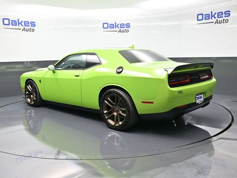Used 2019 Dodge Challenger SRT Hellcat Redeye image 5
