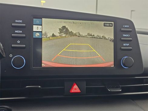 Used 2025 Hyundai Elantra Sport image 25