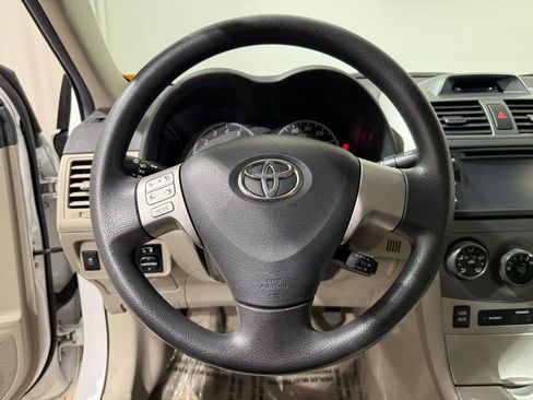 Used 2013 Toyota Corolla LE w/ Preferred Accessory Pkg #2 image 22