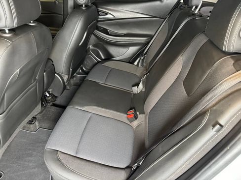 Used 2020 Buick Encore GX Preferred w/ Cold Weather Comfort Package AWD/4WD image 21