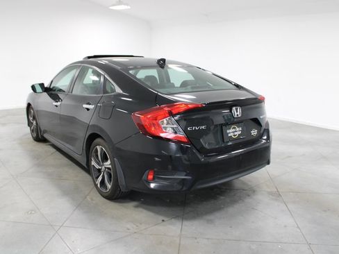 Used 2016 Honda Civic Touring image 7